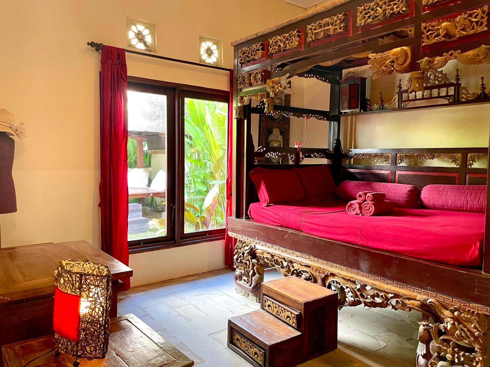 Traditional 2br Private Pool In The Heart Of Canggu, Berawa *