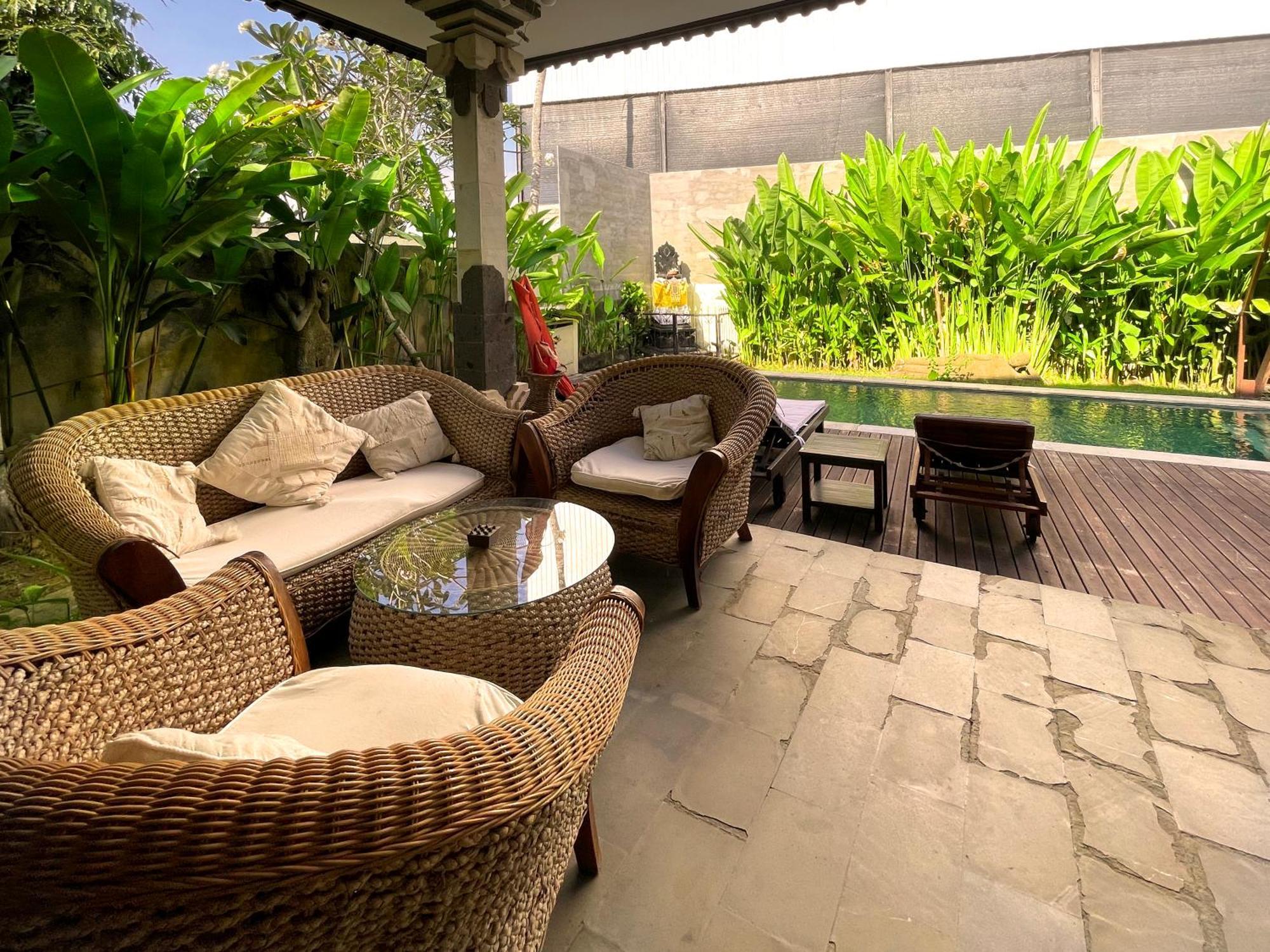 Traditional 2br Private Pool In The Heart Of Canggu, Berawa Villa *